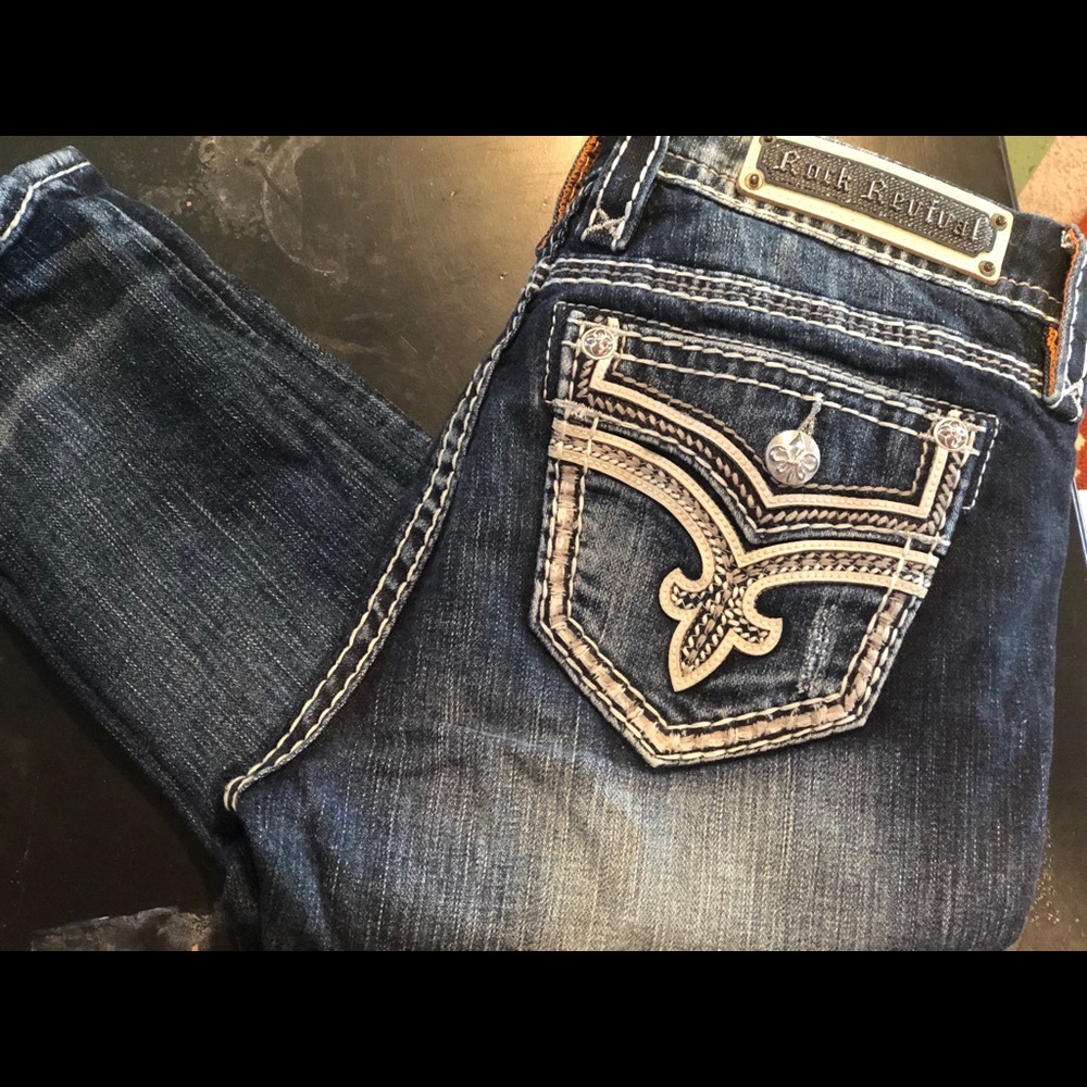 Like new Mid Rise Skinny Rock Revival Jeans